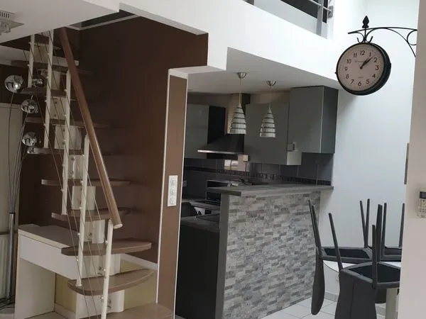 Loue maisonnette t2 avec jardin clos