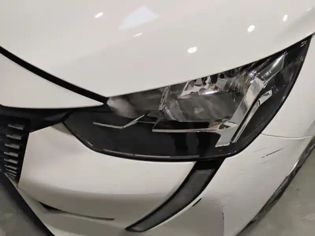 Peugeot 208 bluehdi 100 s&amp;s bvm6 active pack — photo 14