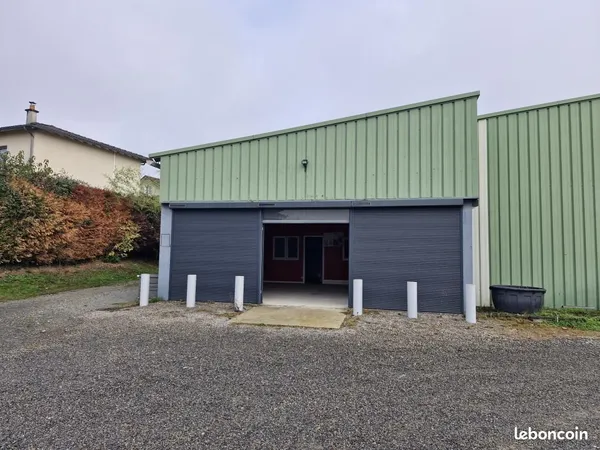 Local commercial 105 m²
