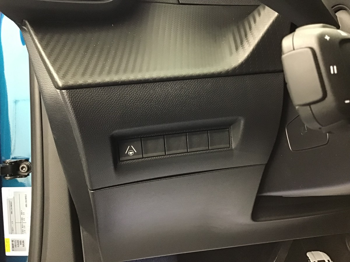 Peugeot 2008 — photo 25