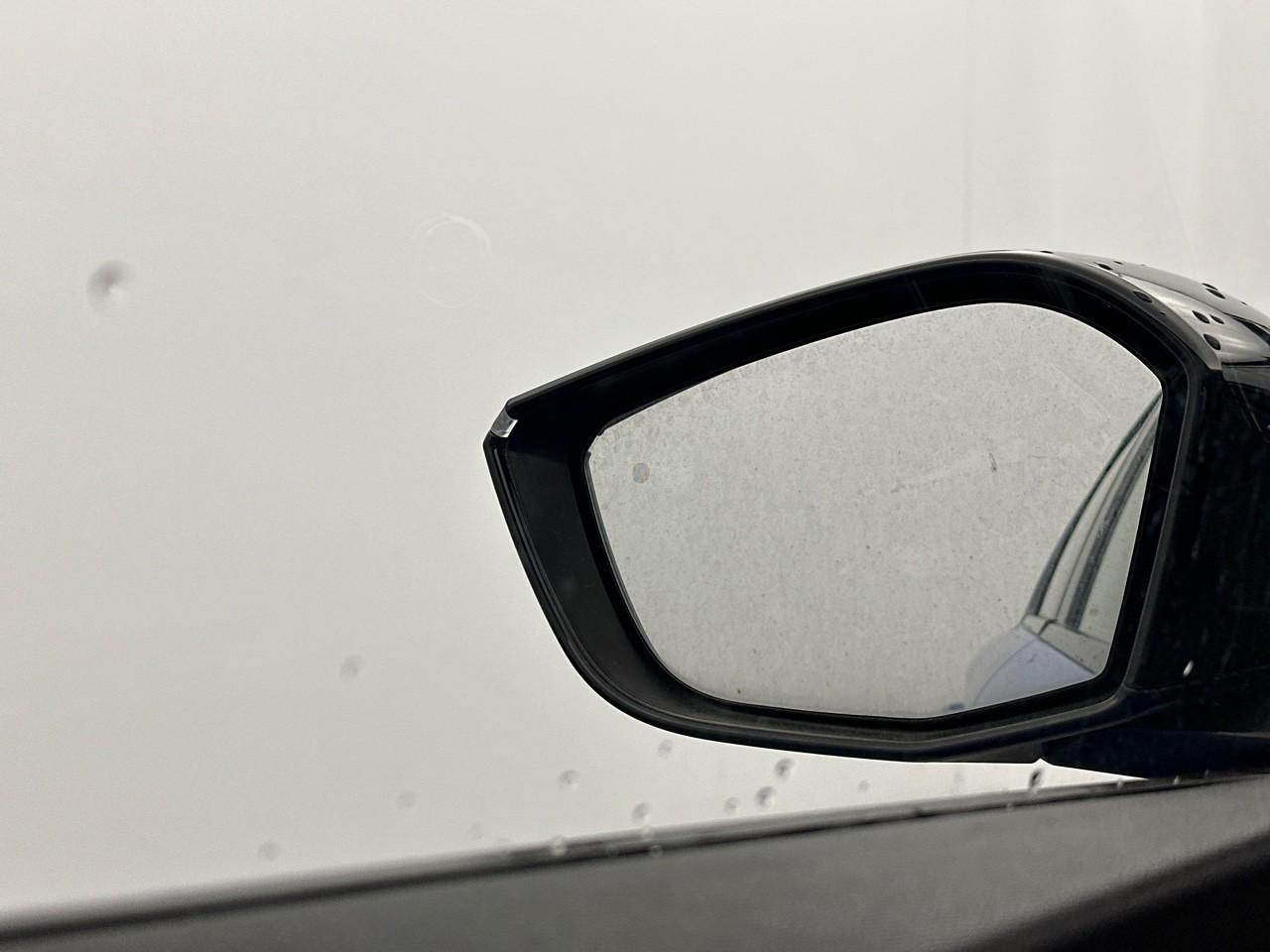 Peugeot 308 phev 225 e-eat8 gt pack — photo 15