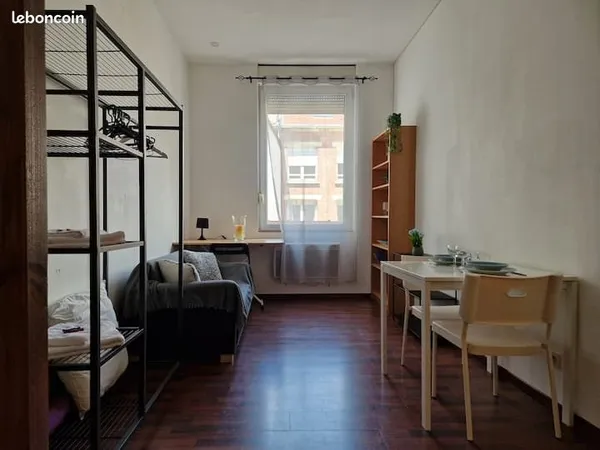 Location studio meublé