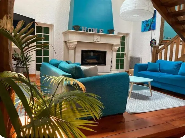 Maison 7 pièces 210 m²