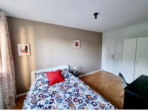 Appartement 1 pièce 66 m²