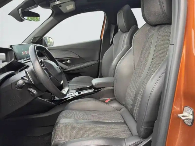 Peugeot 2008 bluehdi 130 s&amp;s eat8 — photo 11