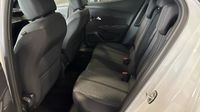Peugeot 2008 1.2 Hybrid 110ch Allure e-DCS6 — photo 13