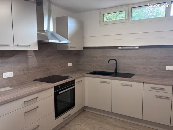 Appartement tout confort et atypique 93 m2