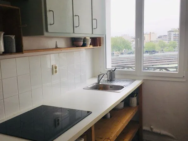 Appartement 32metres carré paris 10eme