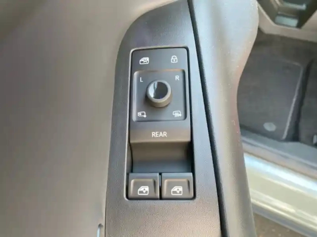 Ford Explorer 286ch extended range 79kwh pack collection rwd — photo 6
