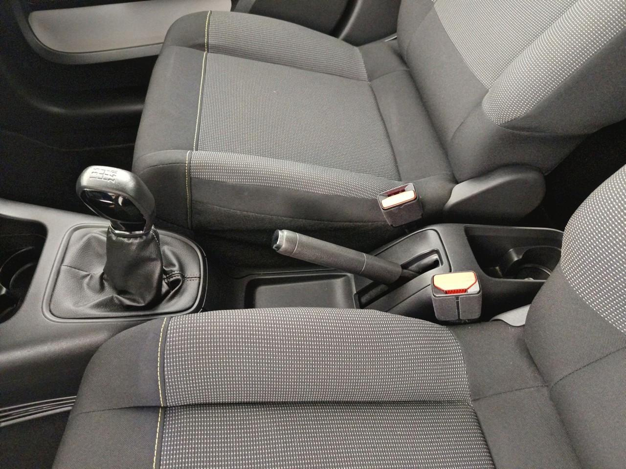 Citroën C3 puretech 83 ch bvm5 plus — photo 29