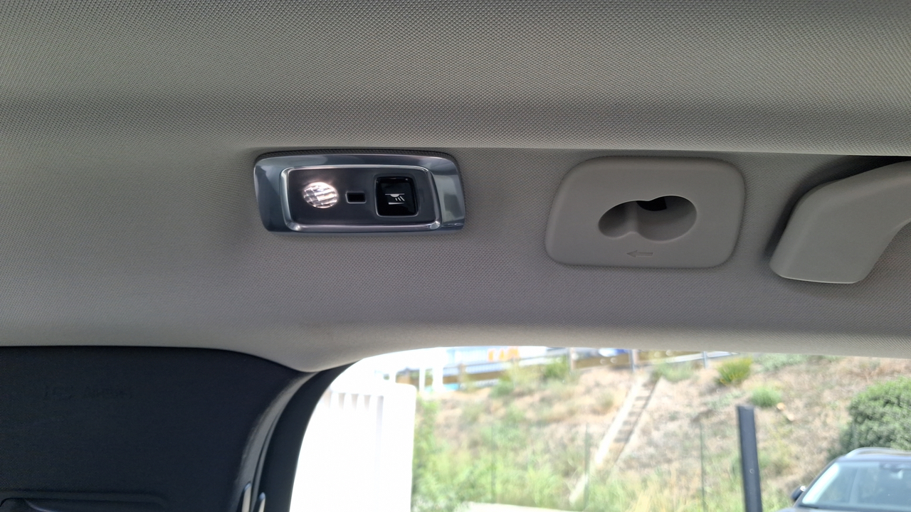 Volvo XC60 D5 AWD 235 ch Geartronic 8 — photo 54