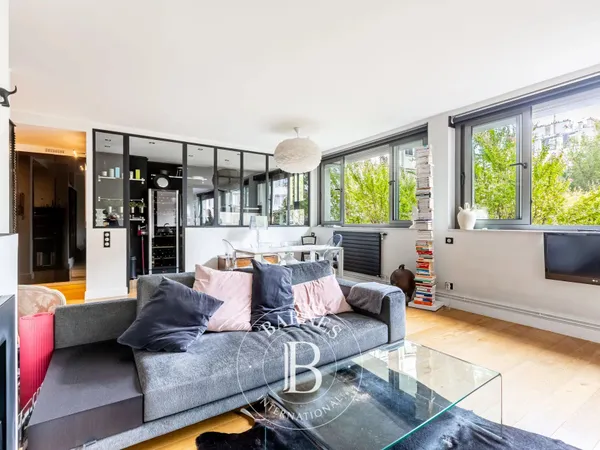 17E ARRONDISSEMENT - TERNES - Appartement en parfait état avec vue dégagée - 1 chambre