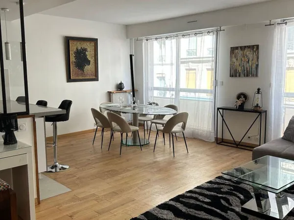 appartement meublé 4 pièces 94 m²