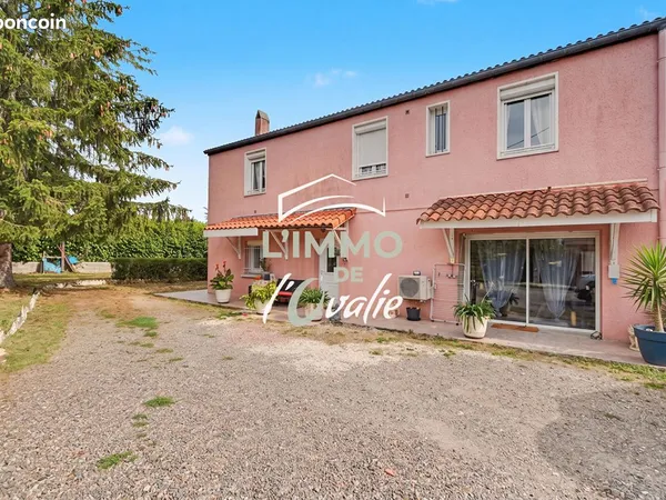 Propriété 8 pièces 176 m²