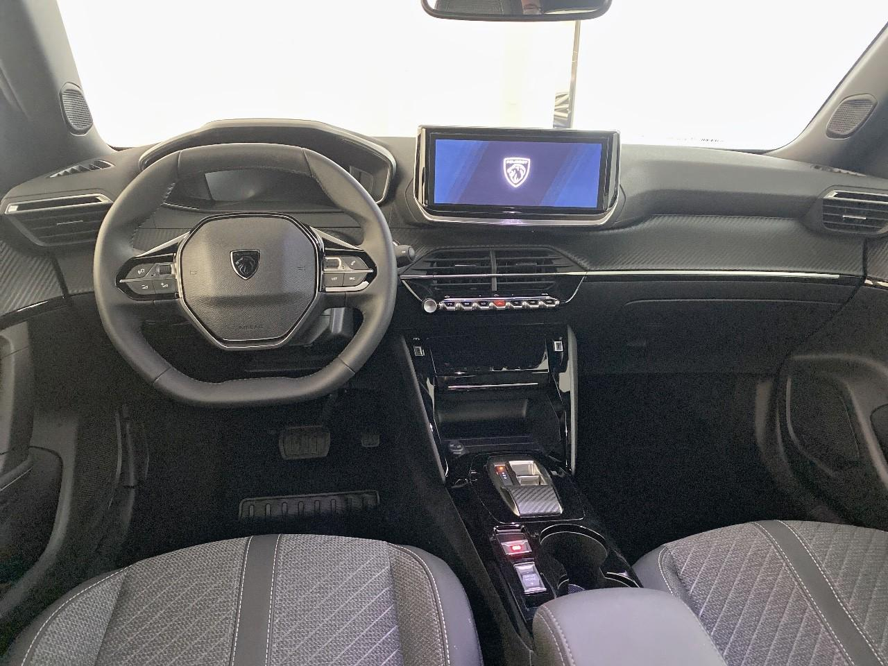 Peugeot 2008 hybrid 145 ch e-dcs6 allure — photo 8