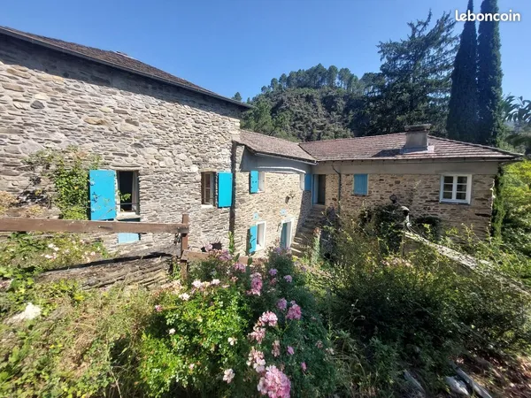 Mas 12 pièces 197 m²