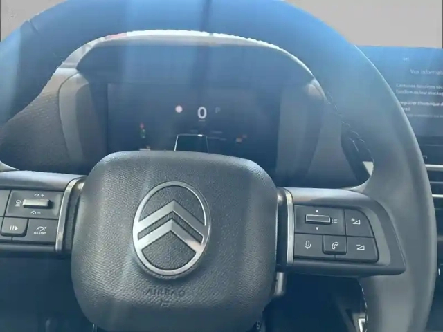 Citroën C4 hybride 145 ch e-dcs6 — photo 8