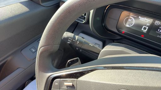 Citroen Berlingo Fourgon XL 1.5 BlueHDi 130 EAT8 - Van – 2025 – 27389 km – Diesel – Boîte Automatique — photo 4