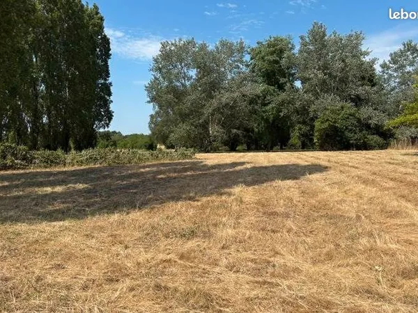 Terrain 2 162 m² Generac