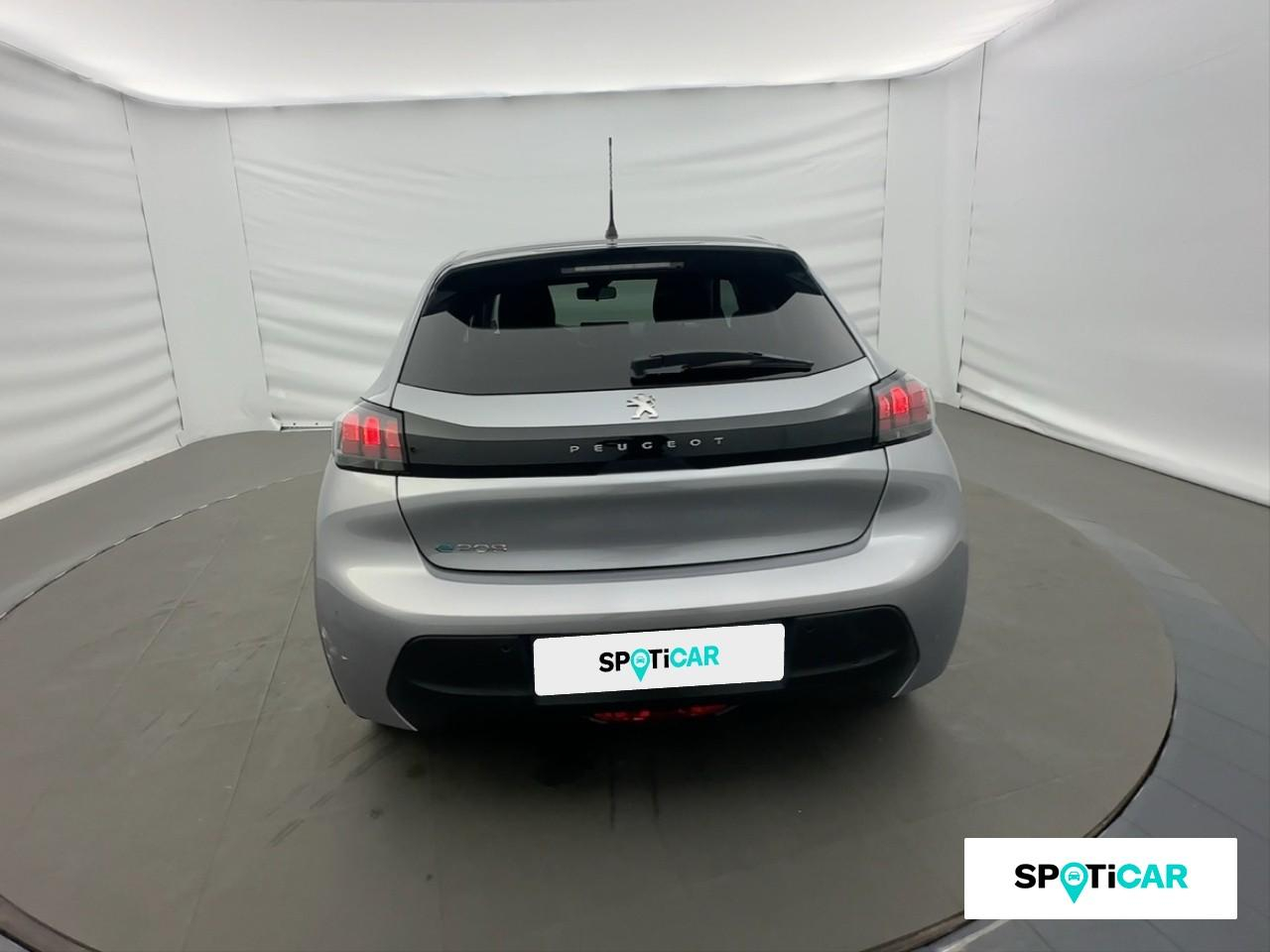 Peugeot 208 e-208 136ch style — photo 5