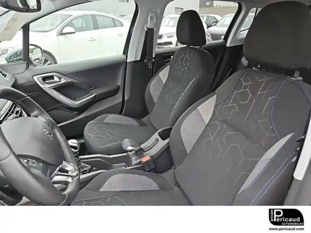 Peugeot 2008 bluehdi 100ch s&amp;s bvm5 — photo 7