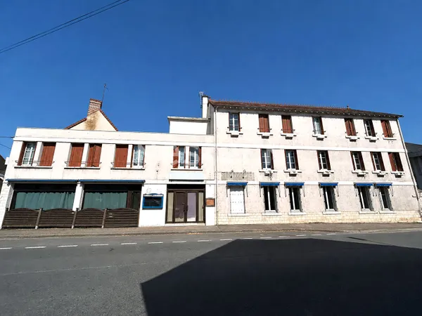 Maison Chabris 16 pièce(s) 484 m2