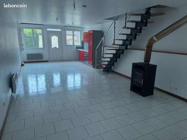 Maison de village situé a VIEILMOULIN