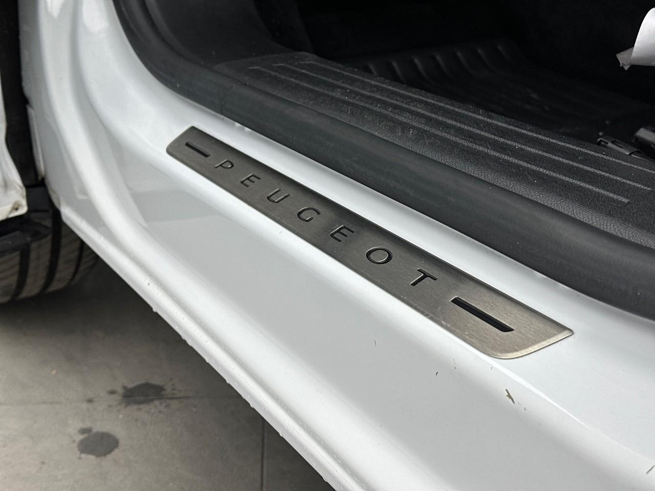 Peugeot 2008 puretech 100 s&s bvm6 style — photo 34