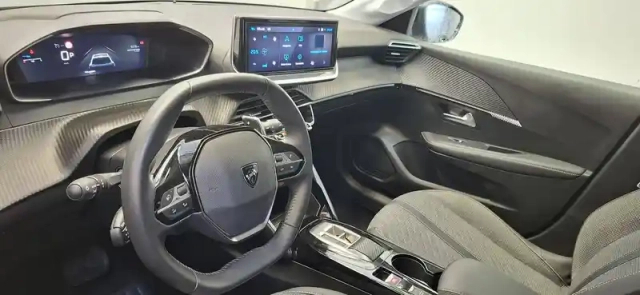 Peugeot 208 hybrid 100 e-dcs6 — photo 21