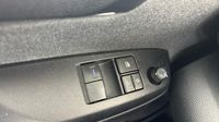 Toyota Yaris 116h France Business Affaire — photo 28