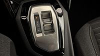 Peugeot 208 1.2 Hybrid 100ch Active e-DCS6 — photo 29