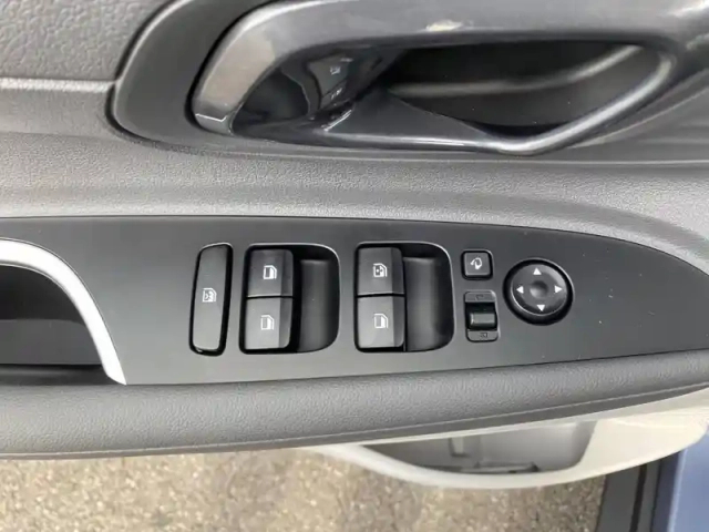 Hyundai Bayon 1.0 t-gdi 100 dct-7 — photo 16