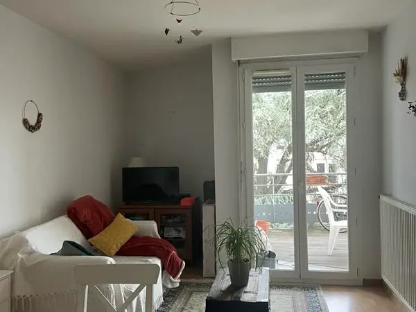 Loue appartement en colocation
