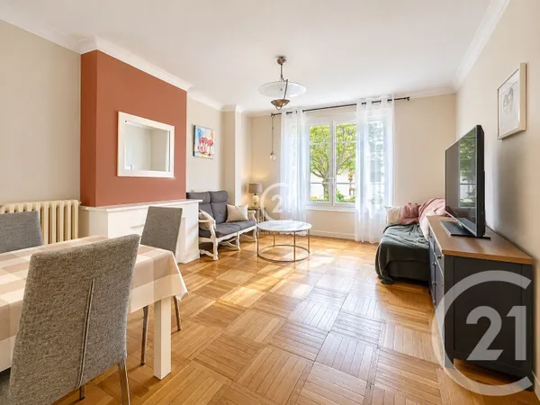 Appartement 4 pièces 74 m²
