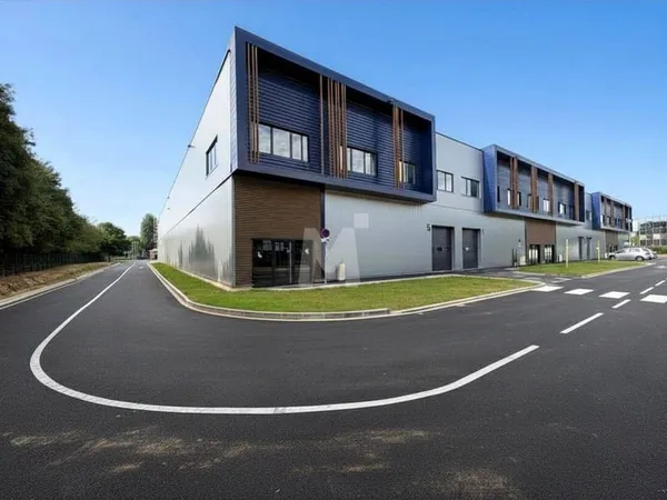 Local d'activité 7510 m²