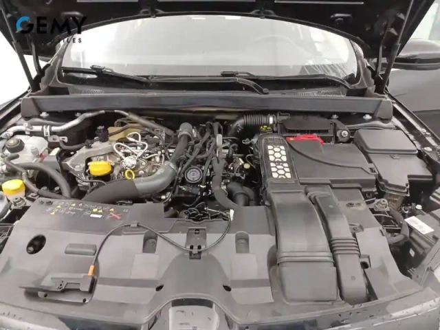Renault Megane mégane iv berline tce 115 fap — photo 42