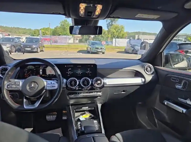 Mercedes Glb 200d 150ch amg line 8g dct — photo 3