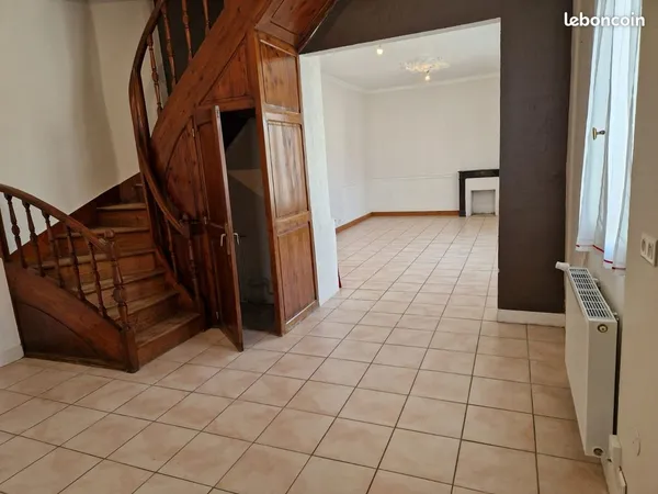 Grande Maison familiale 135 m² à louer - 4 chambres, calme, lumineuse - Bourg, 44620 La Montagne