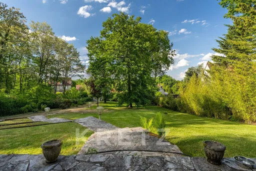 Maison 6 pièces 220 m²