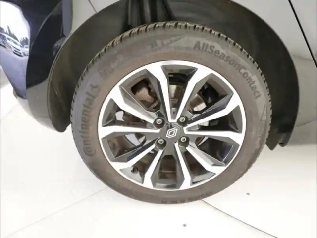 Renault Clio 1.0 tce 90ch techno - 25 — photo 7