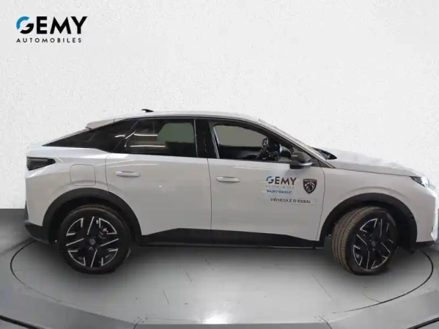 Peugeot 3008 hybrid 145 e-dcs6 — photo 36