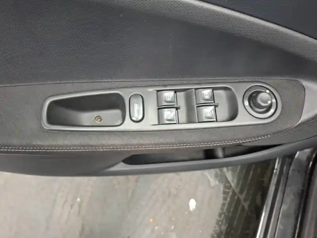 Renault Zoé zoe r90 — photo 26