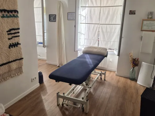 📍 SOUS-LOCATION CABINET COLLABORATIF les mardis - PARIS 18e (Montmartre / Abbesses)