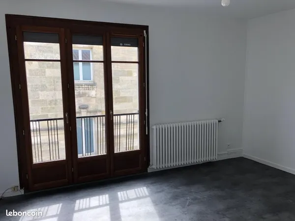 Studio 1 pièce 29 m²