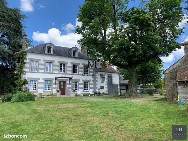 Maison 9 pièces 253 m²