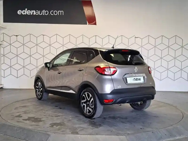 Renault Captur dci 90 energy eco² — photo 46