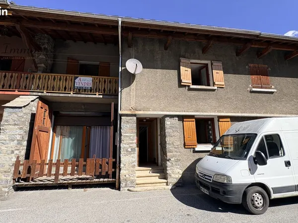 Maison 8 pièces 162 m²