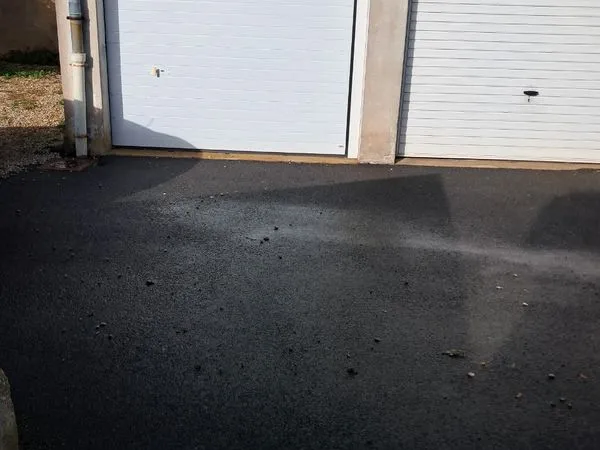 Garde meubles ou garage ferme dans copro