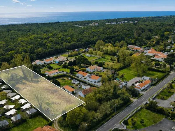 Terrain 402 m²