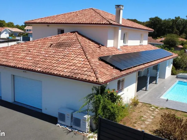 Maison 7 pièces 200 m²